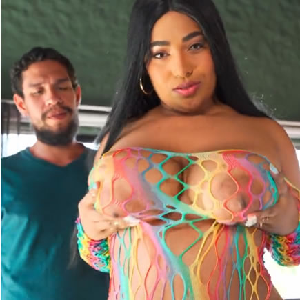 Nagymellu-csajok-HD-porno-Thayana-Babyy-duci-baszas